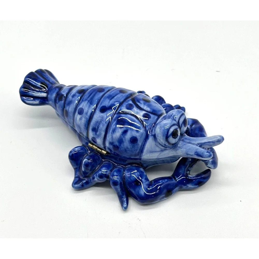 Vintage Blue‎ Lobster Porcelain Hinged Trinket Jewelry Box